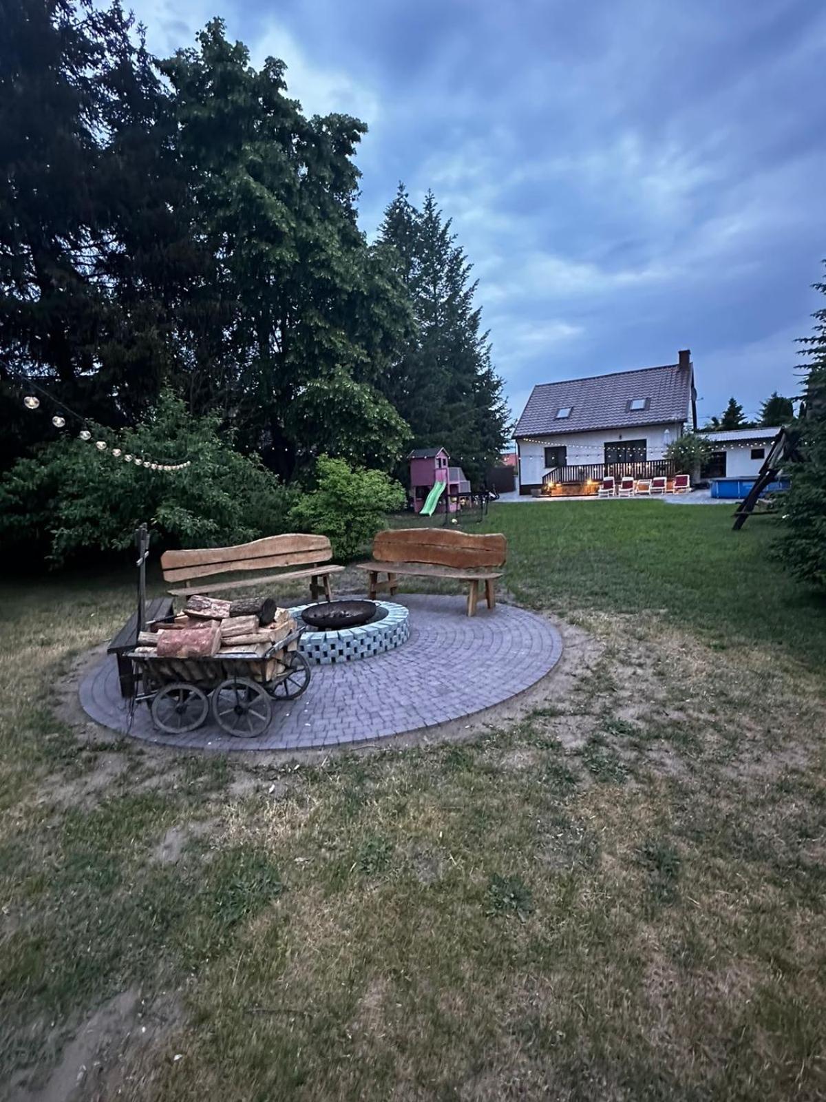 Kokolinko- Dom Caloroczny Na Mazurach Villa Swietajno  Buitenkant foto